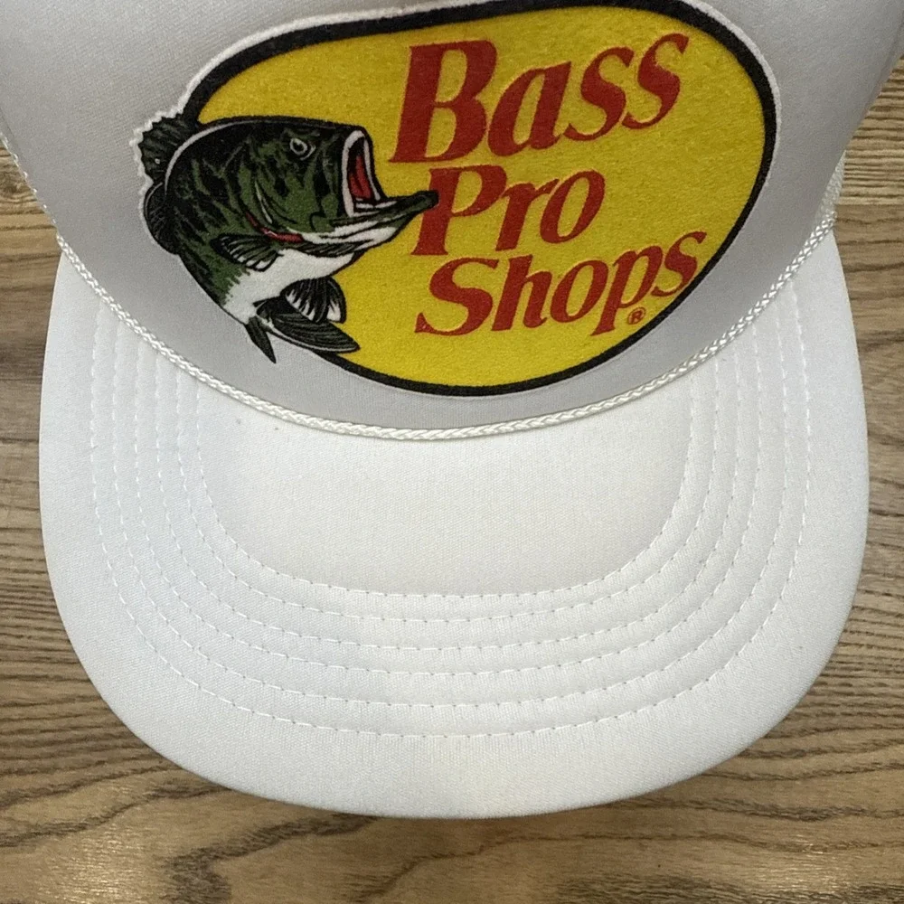 NWOT Bass Pro Shops Rope Trucker‎ SnapBack Cap Hat White